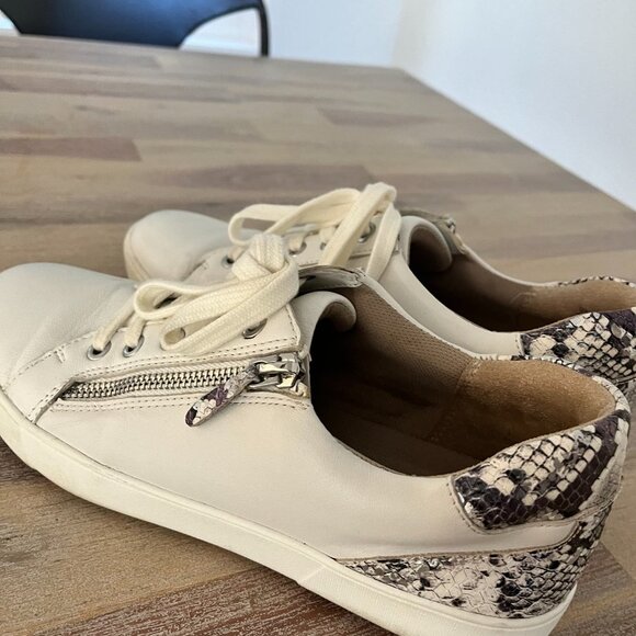 Naturalizer Women's Macayla Women Size 8.5 Tennis Shoe Snakeskin Zipper White - Picture 11 of 16